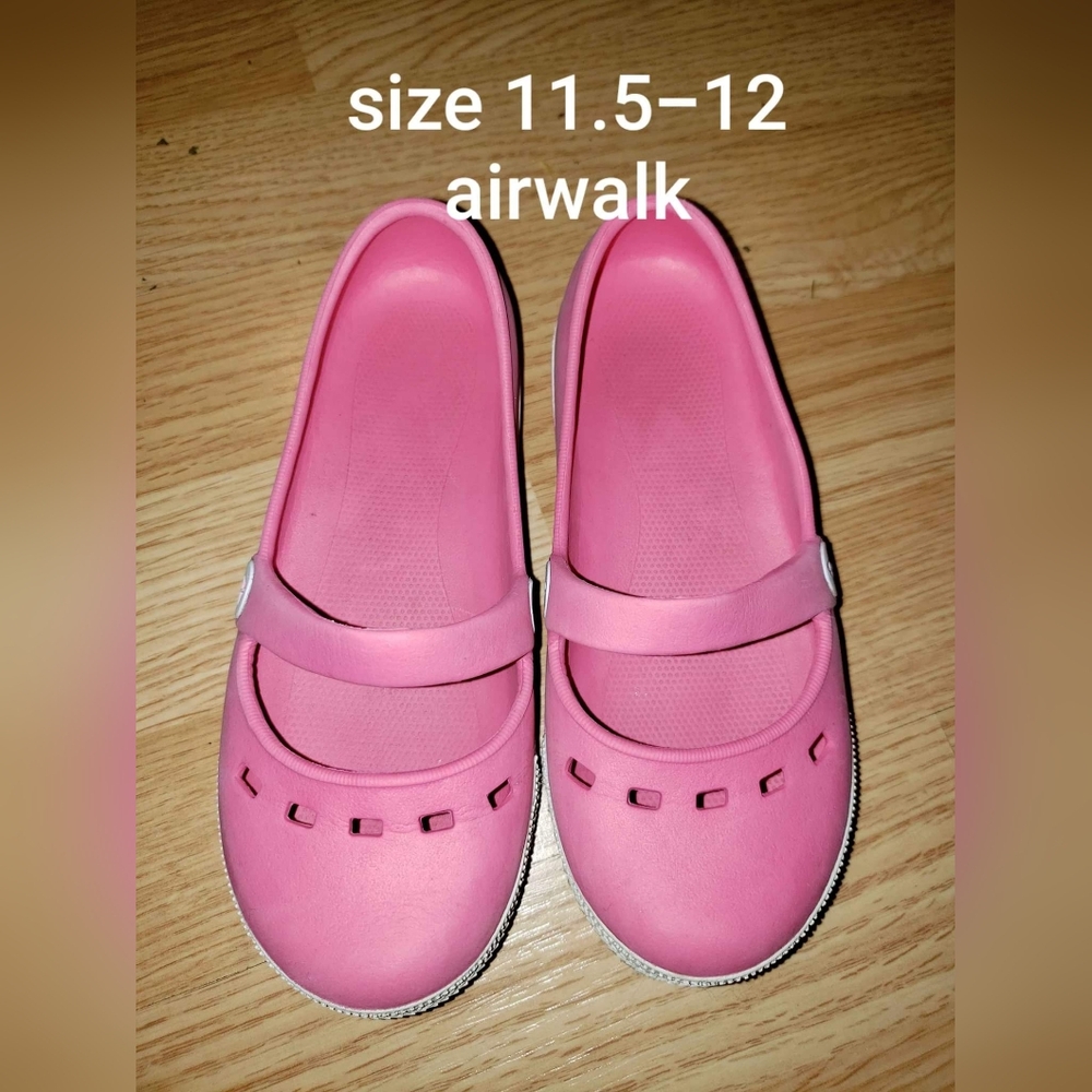 Toddler shoes size 11.5 - 12 girl airwalk